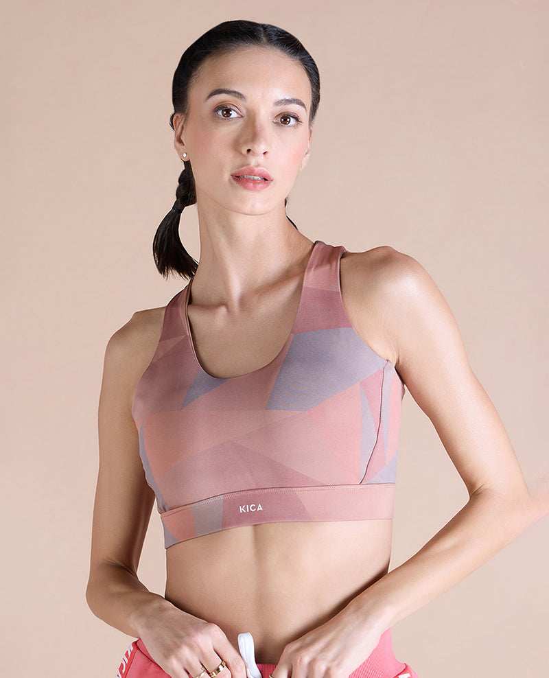 Fashionable Strappy Sports Bra with Removable Pads