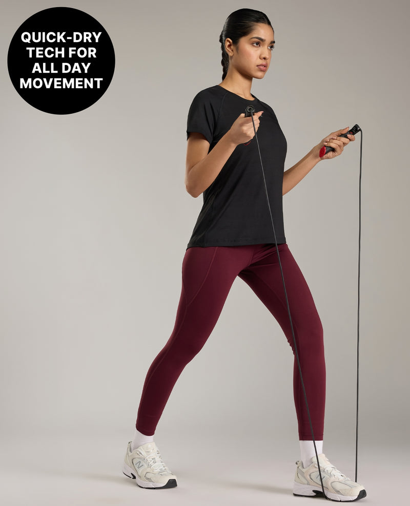Kica Regular Fit Active Top in Dry Fit Fabric Black