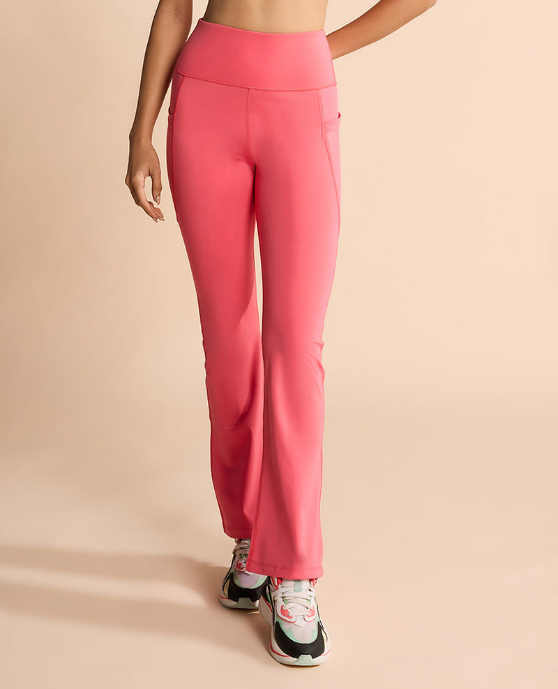 Women Stretchable Flared Pants
