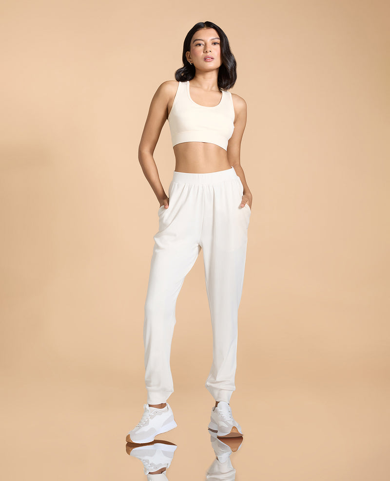 Medium Support Workout Sports Bra and Cotton Track Pants