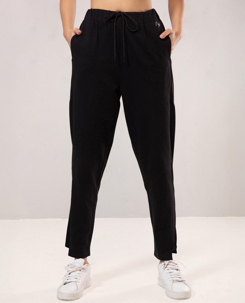 Nykd by Nykaa Cotton Terry Jogger NYAT236-A Jet Black