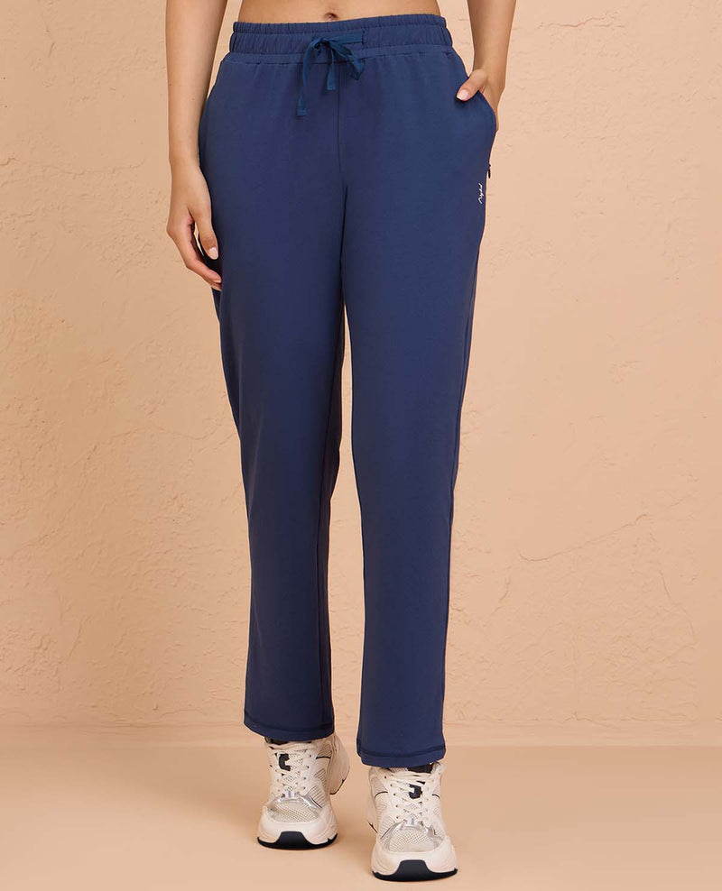 Ultimate Comfort Cotton Travel Pants in Relaxed Fit NYAT502 M Blue