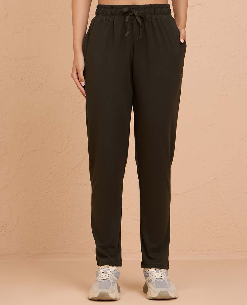 Ultimate Comfort Cotton Travel Pants in Relaxed Fit NYAT502 Olive