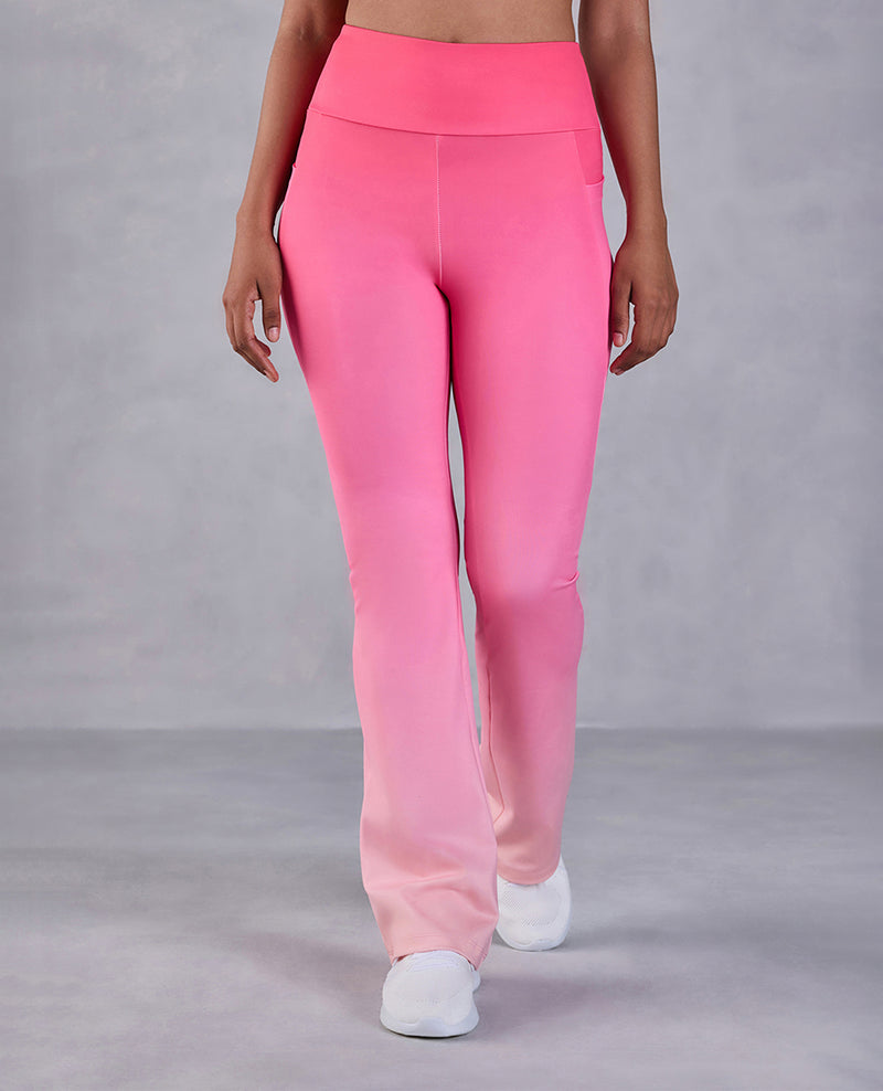 High-Rise Ombre Flare Pants in Second SKN