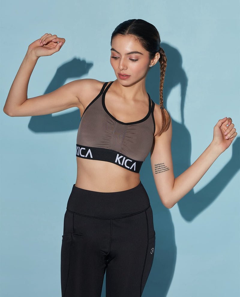 High Neck Sports Bra for Women Longline Full Coverage Sports Bras Medium  Impact Padded Workout Crop Tops for Yoga Gym : Buy Online at Best Price in  KSA - Souq is now : Fashion
